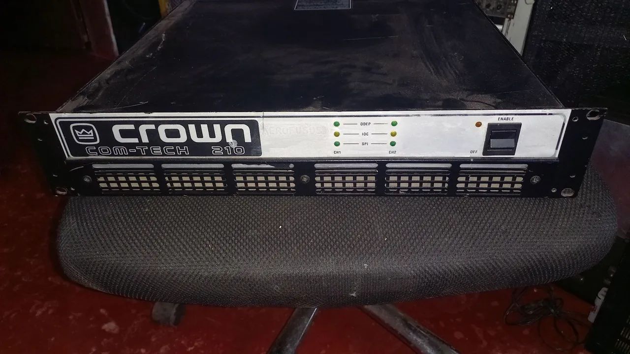 Potência Crown com Tech 210 - Foto 2