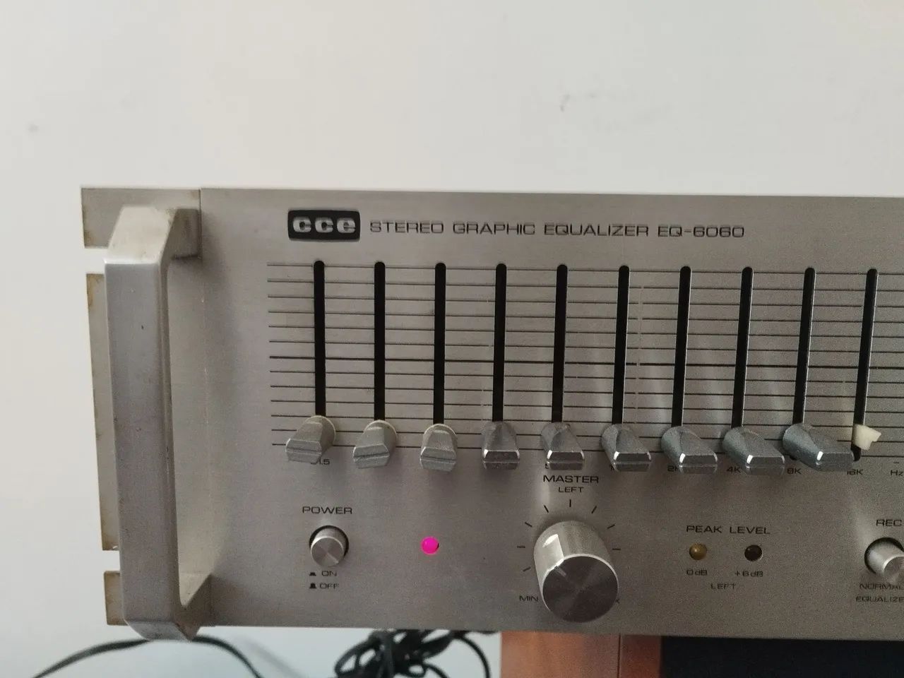 Equalizador cce 6060  - Foto 3