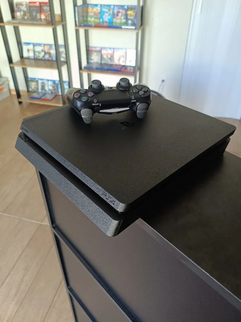 Play 4 slim 1tb 