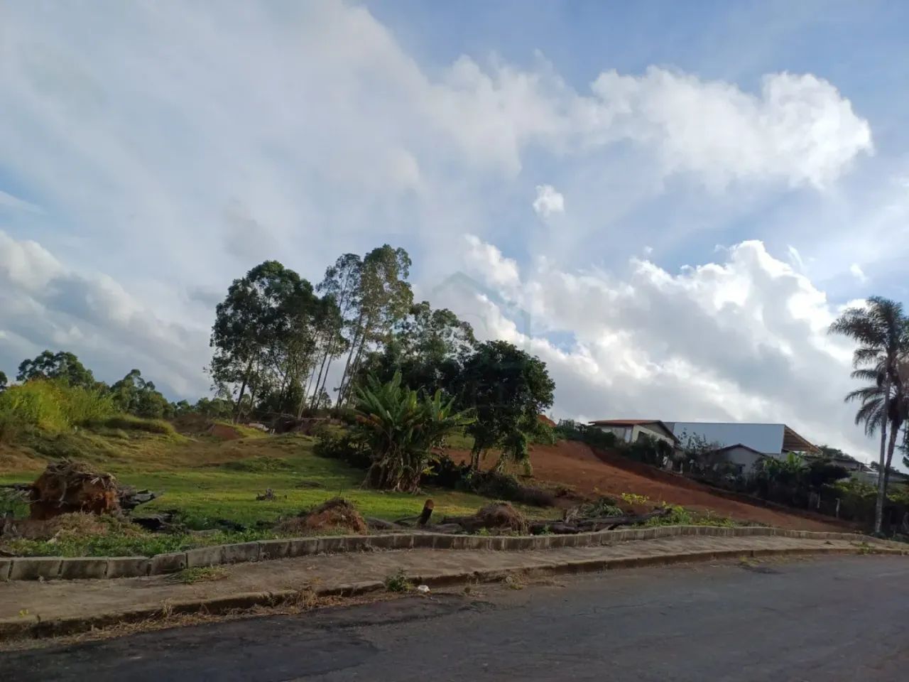 Terrenos Padrão em Poços de Caldas - Foto 4