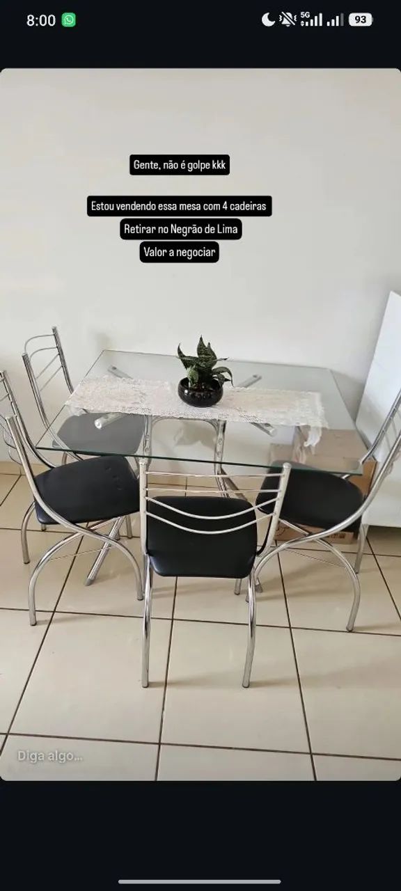 Mesa tampo de vidro 4 cadeiras