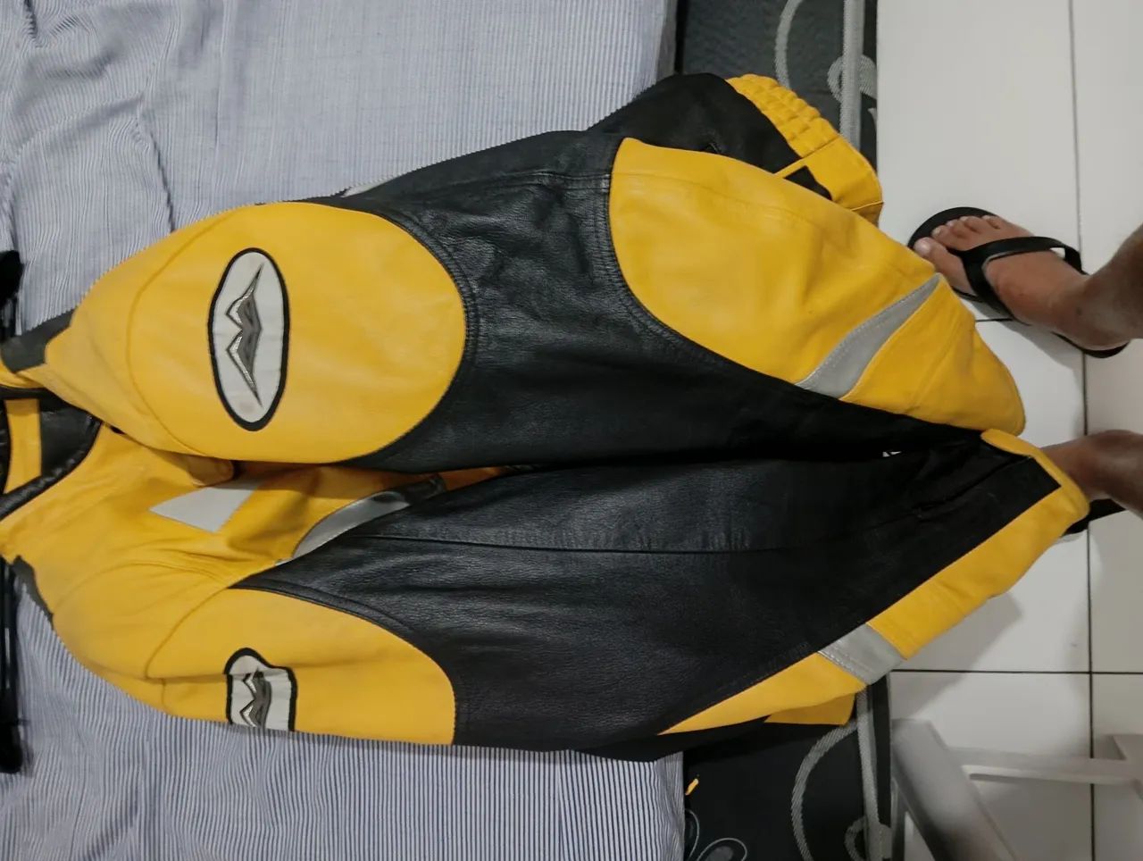 Jaqueta de couro para motociclista  - Foto 2