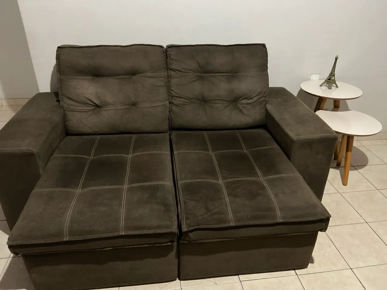 Vendo sofá retrátil reclinável 