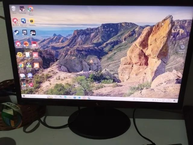 Vendo computador Xenon com monitor teclado mouse e manete de Xbox  - Foto 3