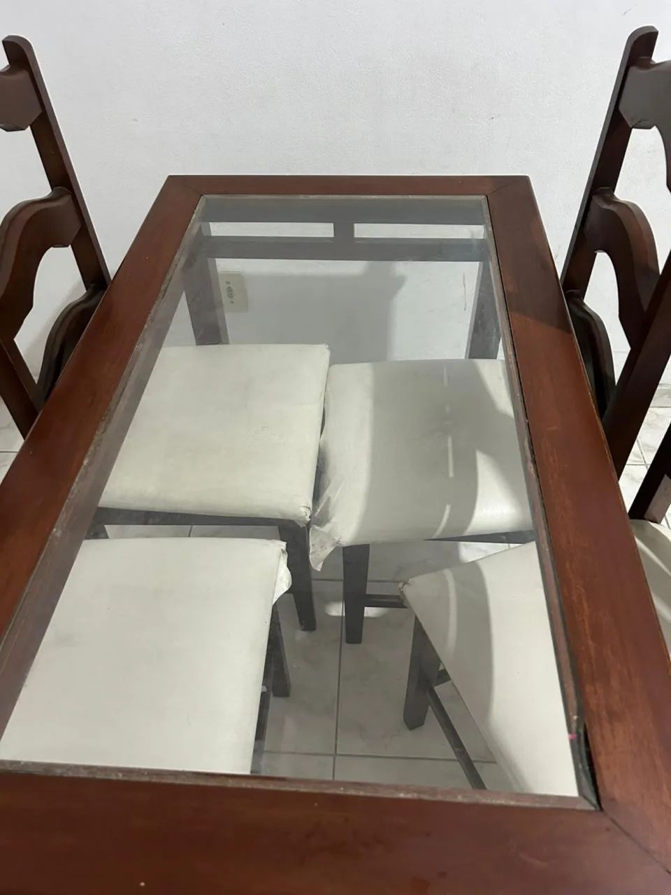 Conjunto de mesa com 4 cadeiras (Madeira MACIÇA) - Foto 2