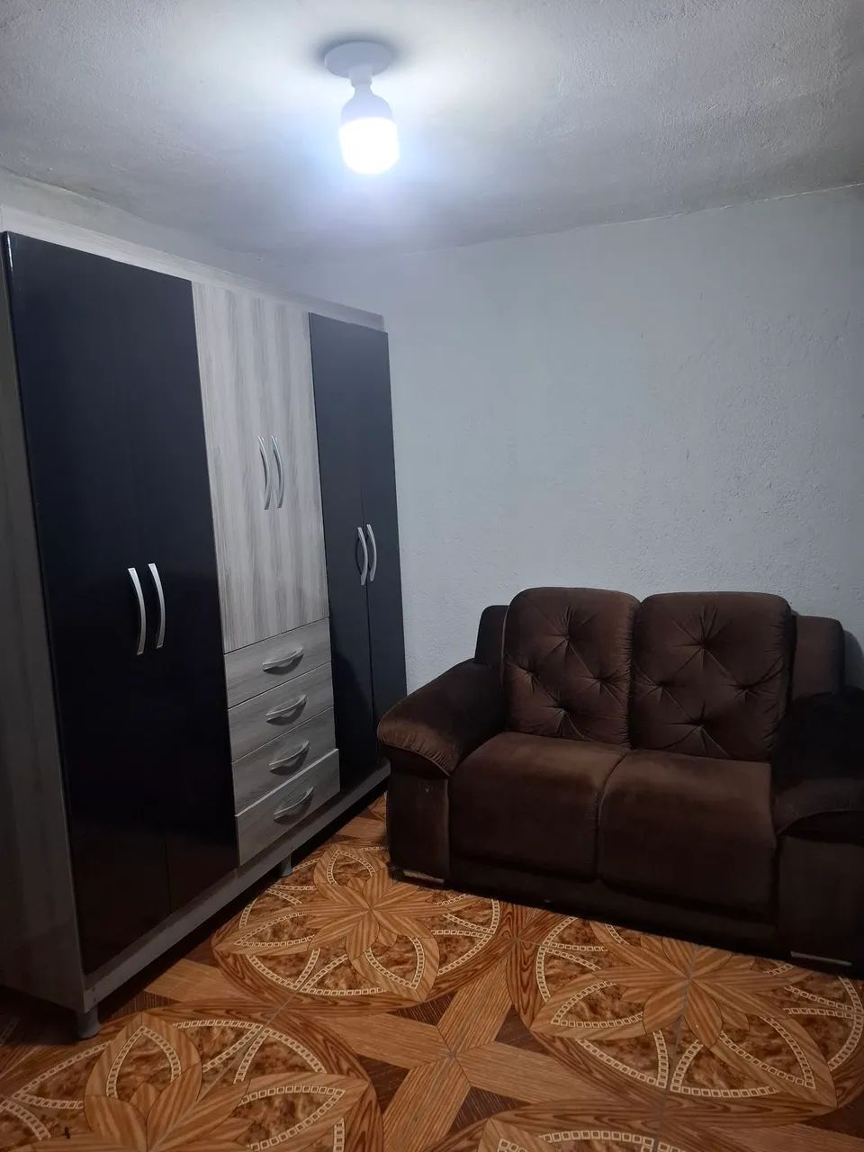 GUARDA ROUPA E SOFÁ  - Foto 3