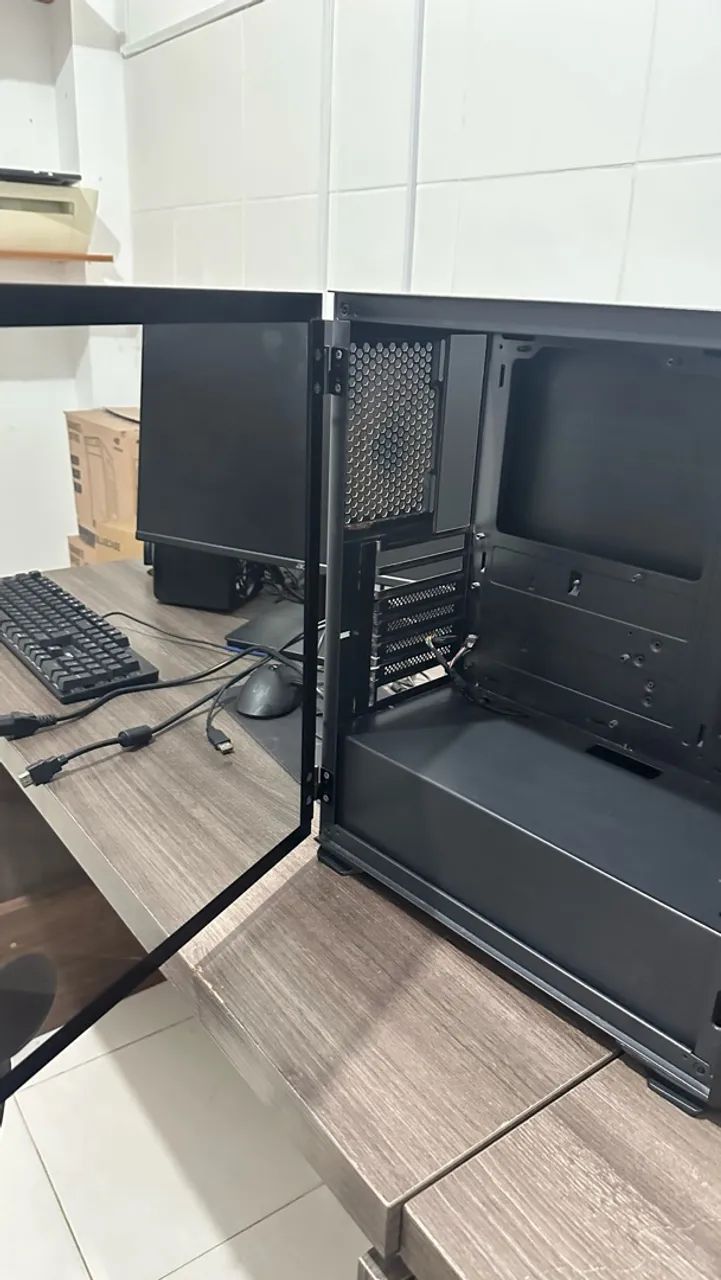 GABINETE GAMER USADO  - Foto 3