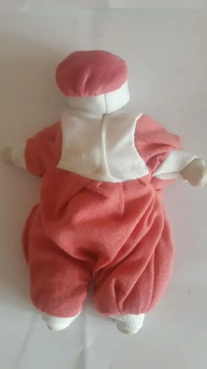 Mini Boneca Antiga de Porcelana - Foto 4