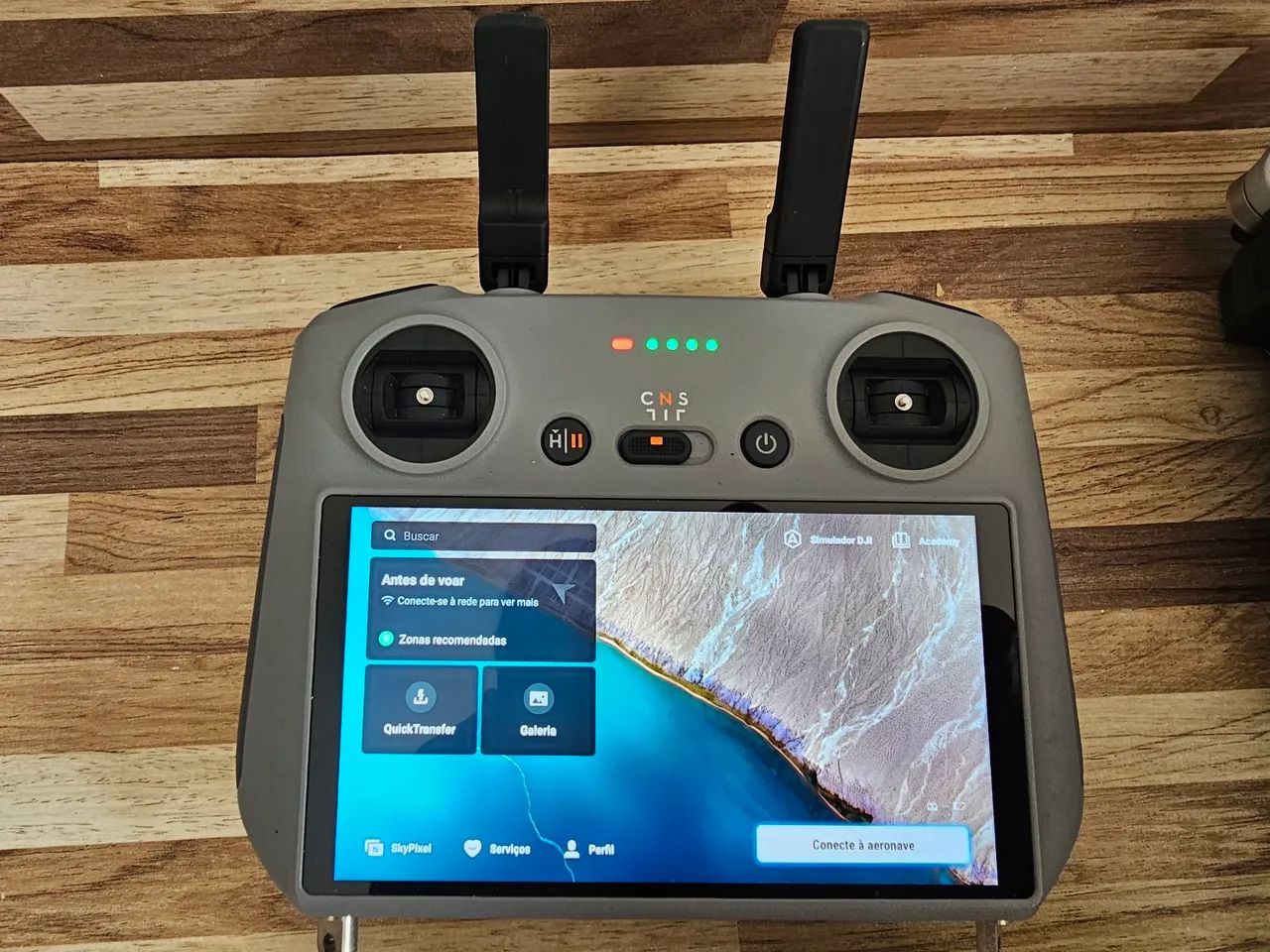 Drone DJI mini pro 4 com controle de tela - Foto 3