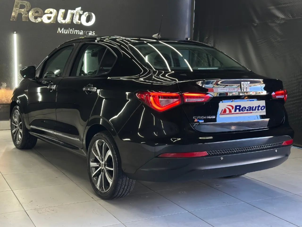 Fiat Cronos Precision 1.8 16V Flex Mec. 2019 - Foto 4