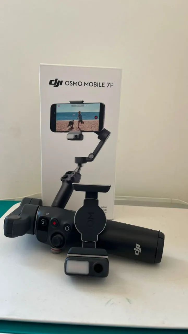 DJI Osmo Mobile 7P - Estabilizador Gimbal para Celular, Completo e seminovo  - Foto 2