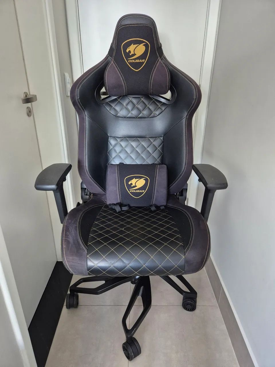 Cadeira Gamer Cougar Armor Titan Pro Royal, 3MTITANR-0001