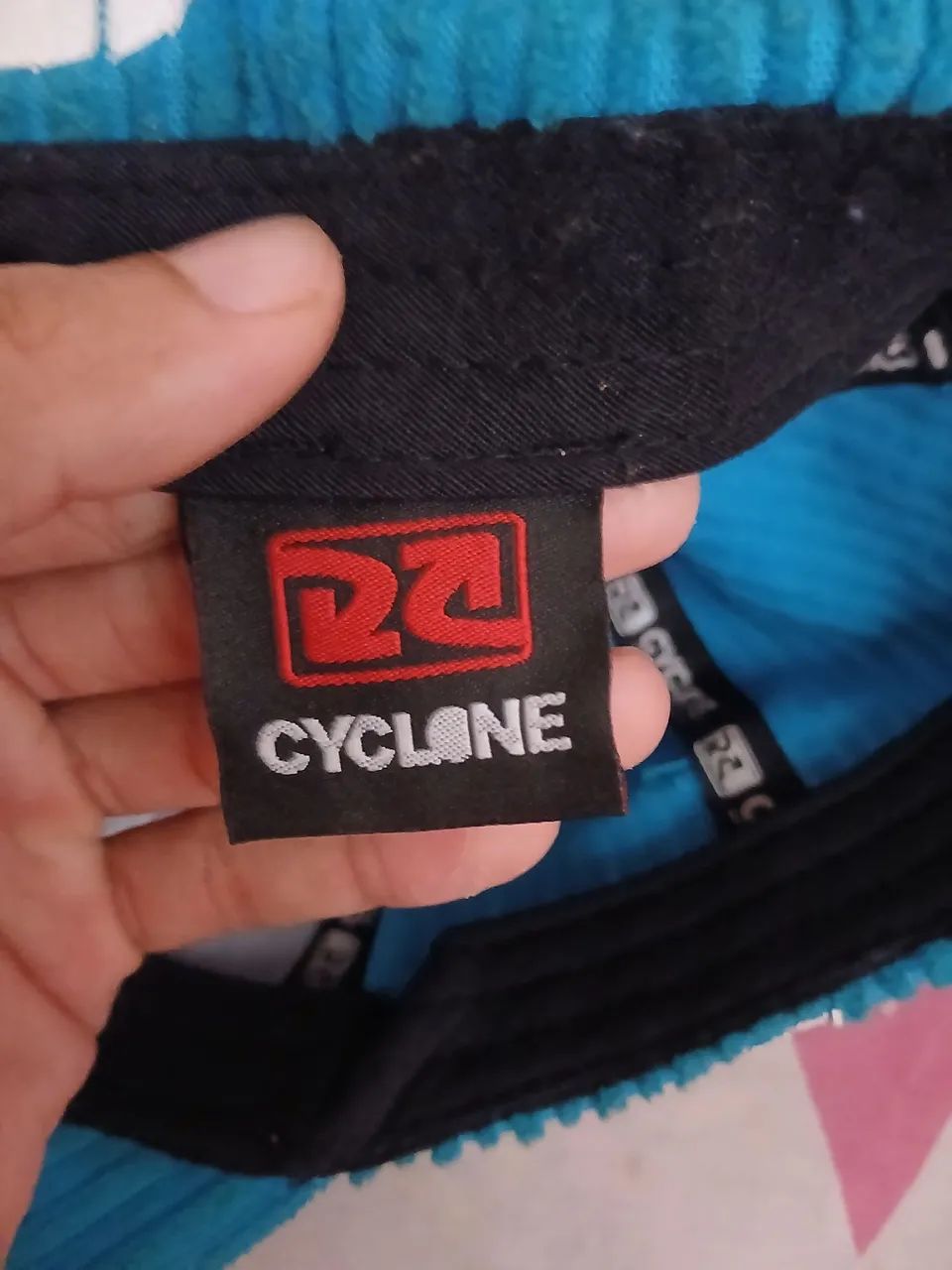 Vende-se chapéu da ciclone original pra sair logo 50 - Foto 3