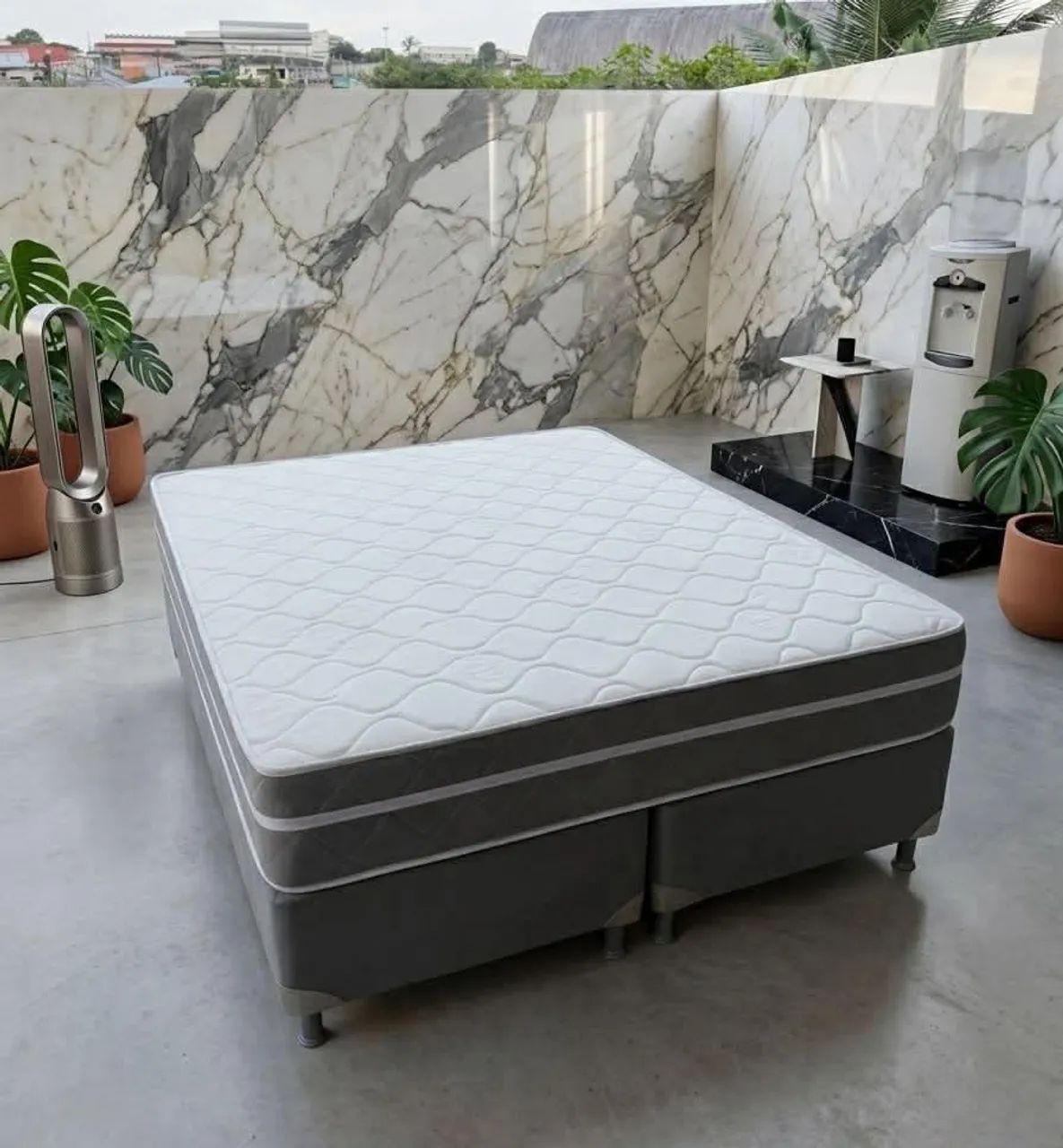 Cama Queen Size com cabeceira - Foto 2