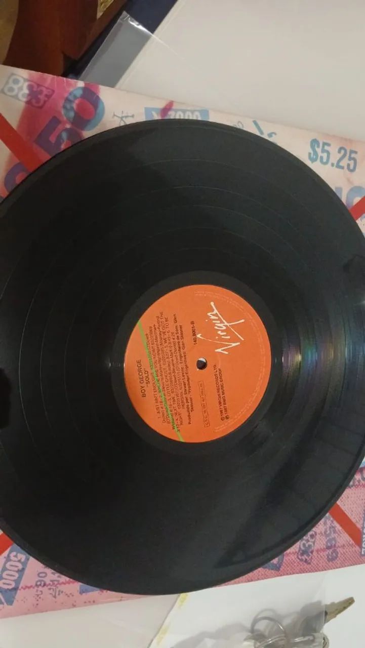LP/Vinil kit 100 discos sem capas uso artesanato e decoração  - Foto 2