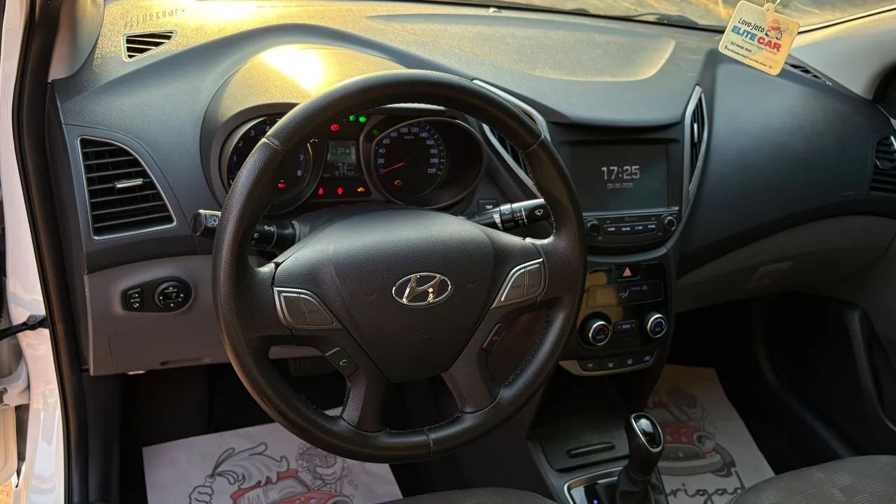 Hyundai Hb20S 1.6 PREMIUM 16V FLEX 4P AUTOMÁTICO 2018