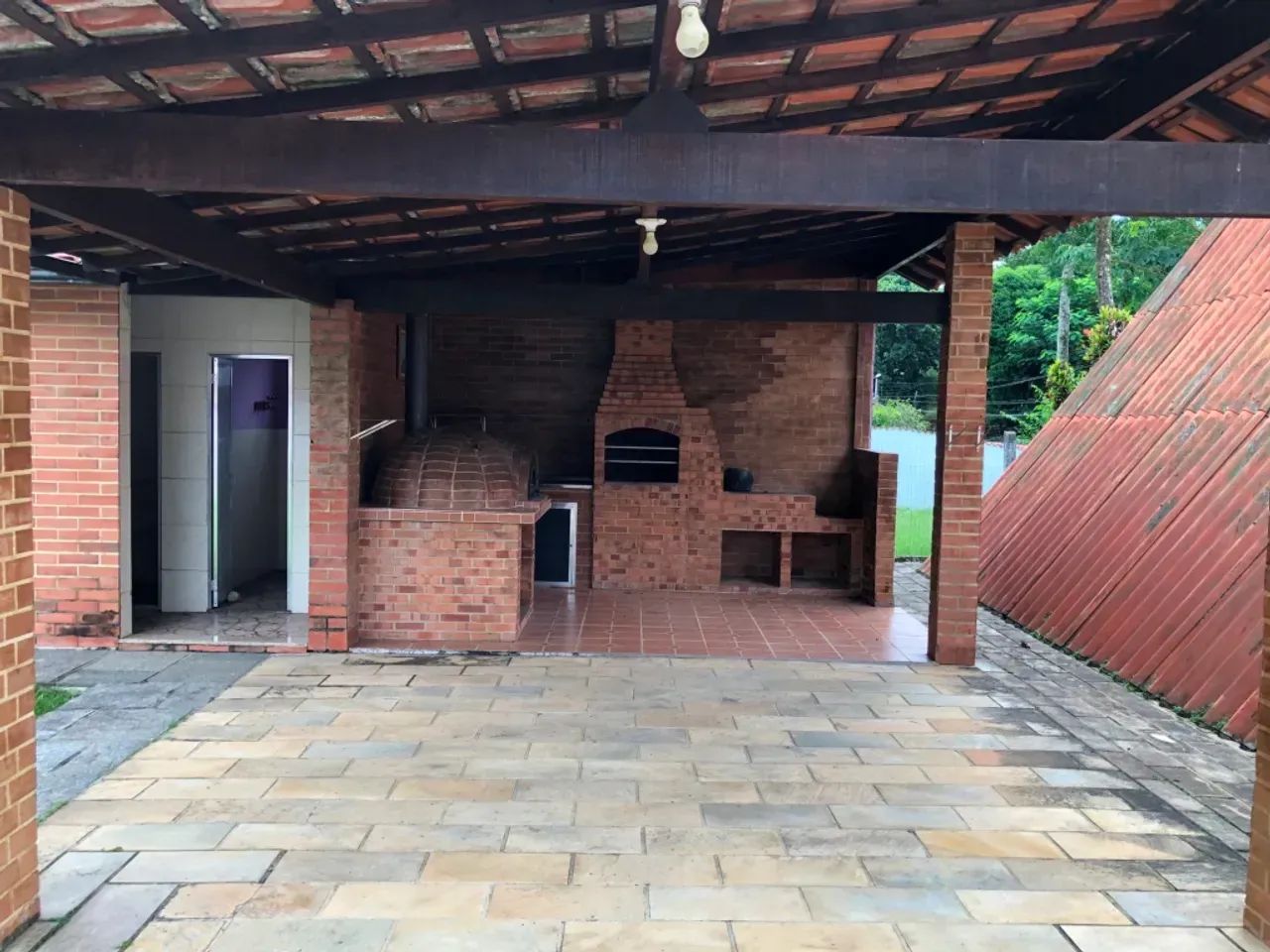 CASA DUPLEX 04 QTS EM CONDOMÍNIO FECHADO COM PISCINA E CHALÉ. - Foto 4