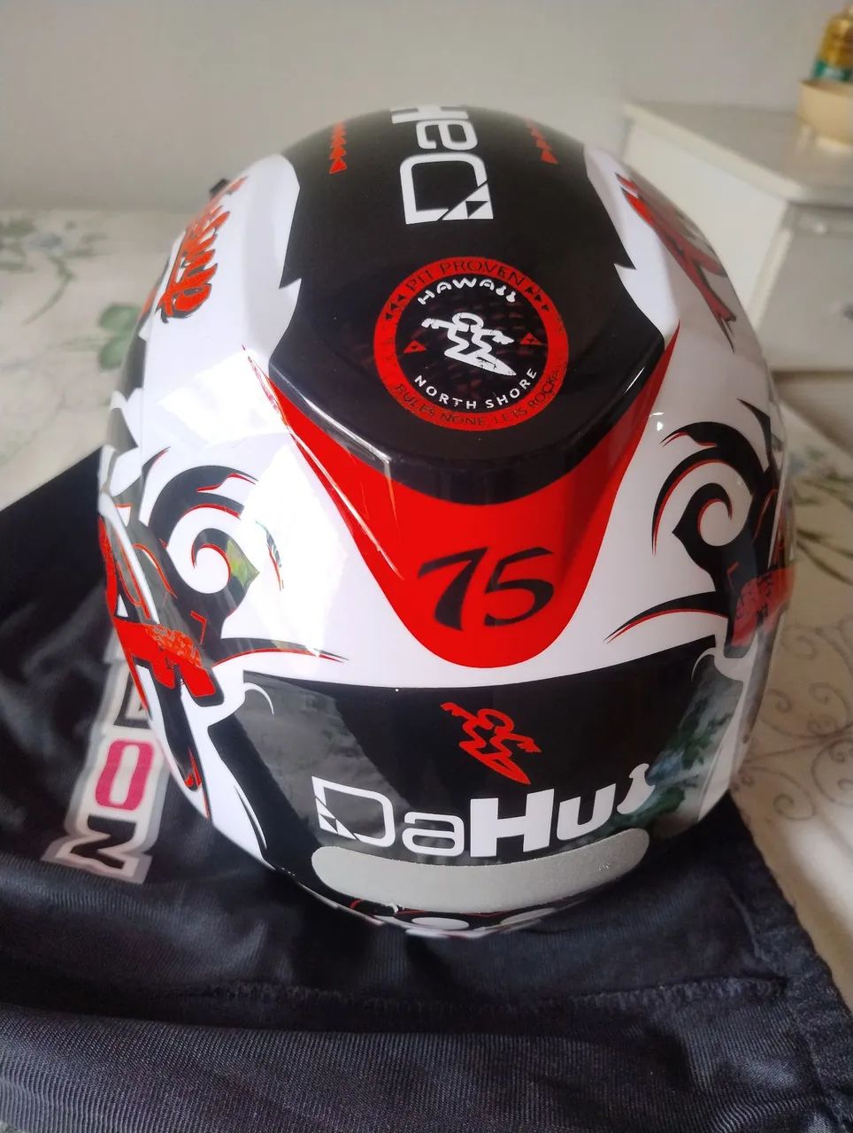Capacete Nirosk FF391 POUCO USADO