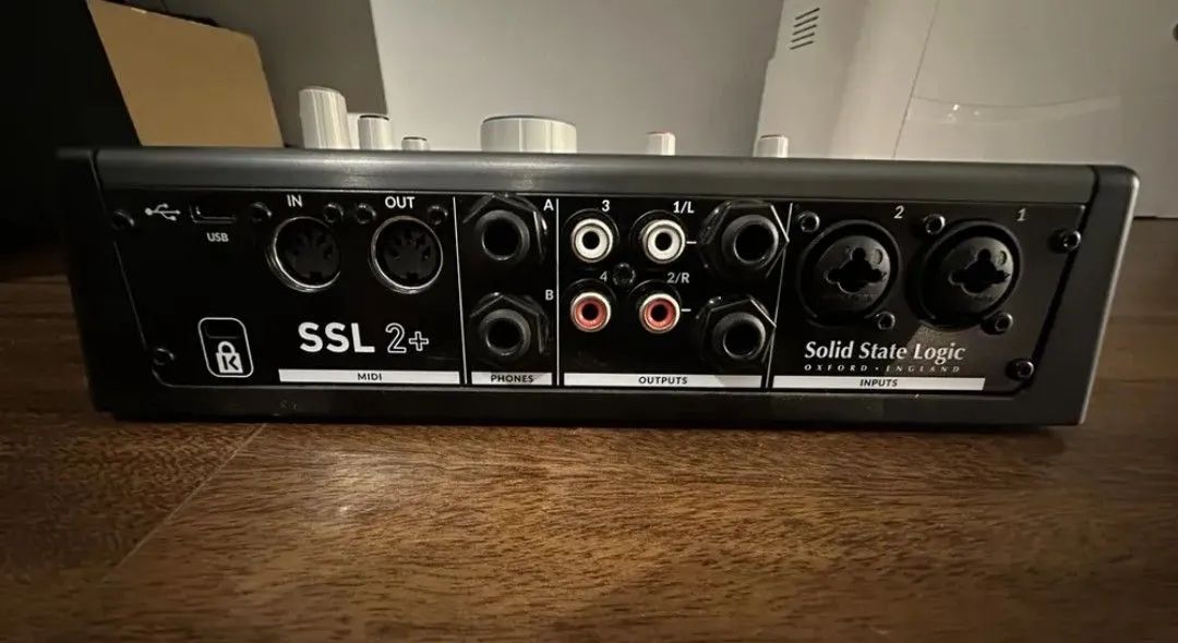 Interface de audio SSL 2+  - Foto 2