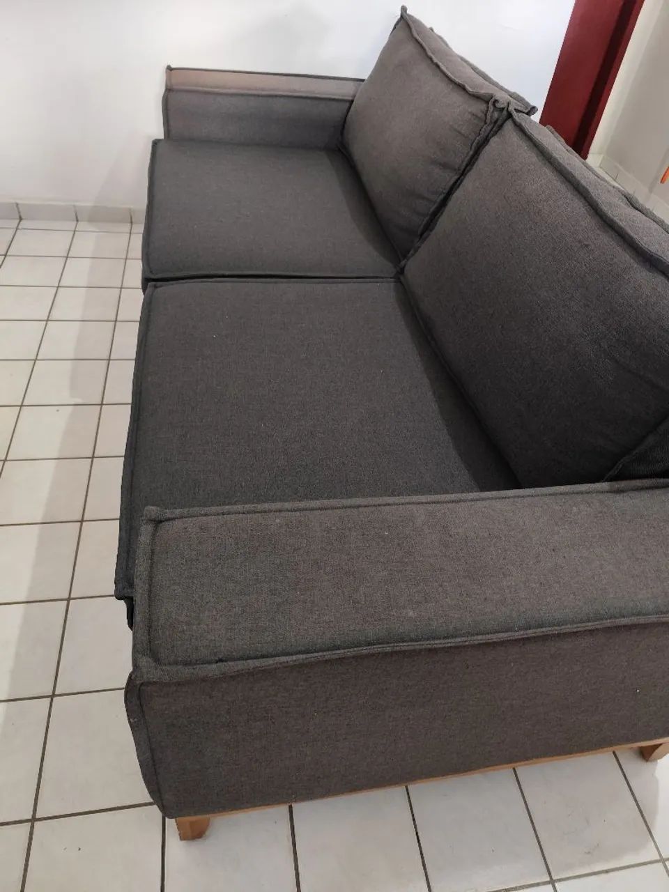 Sofá 4 lugares em linho - Foto 5
