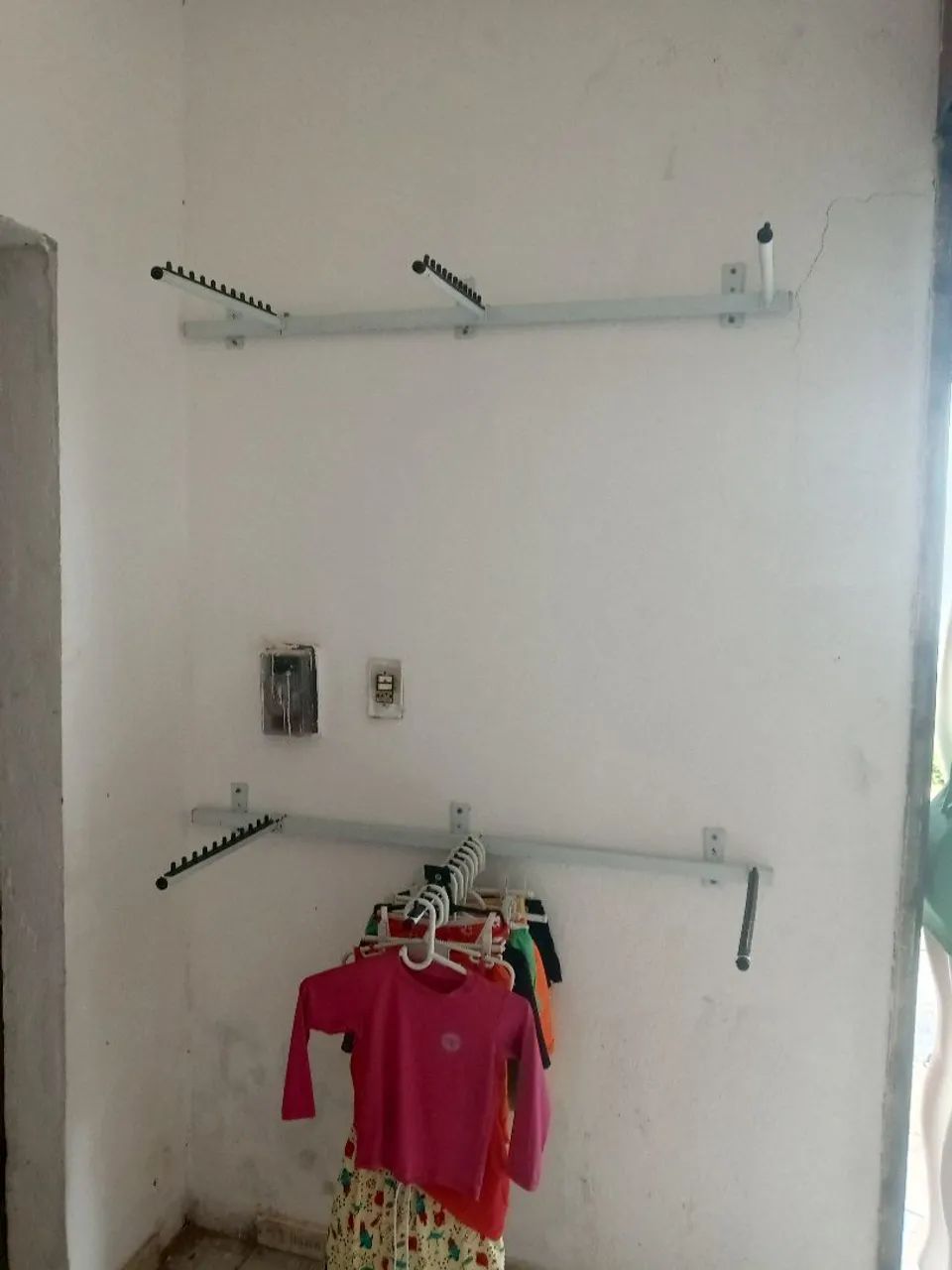 Régua de parede pra loja de roupa  - Foto 3