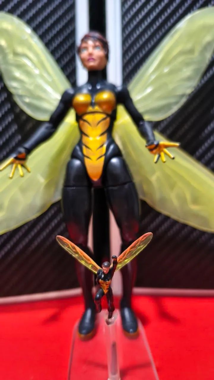 Lote Giantman e Vespa Marvel Legends. - Foto 3