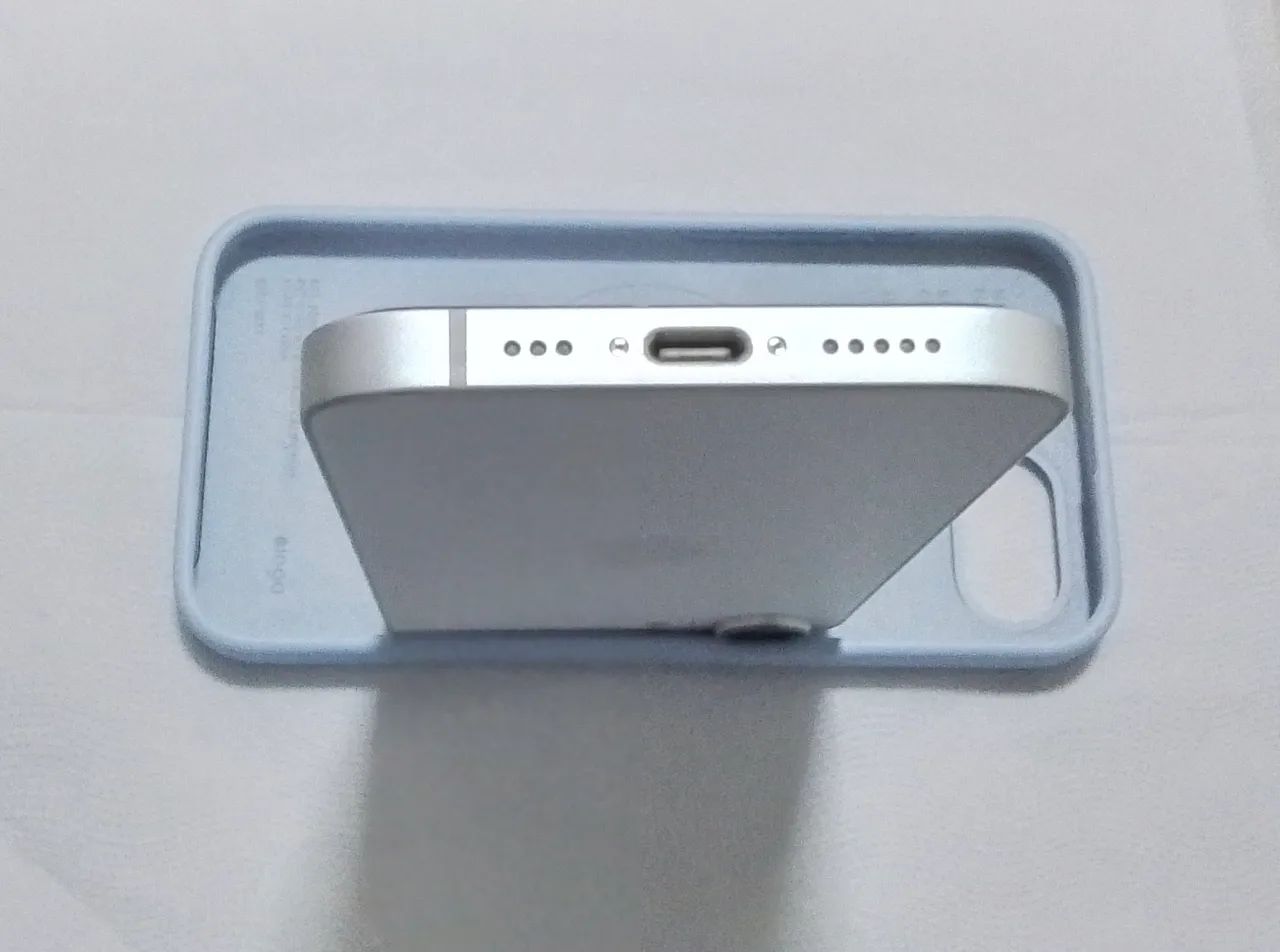 iPhone 16e  - Foto 2