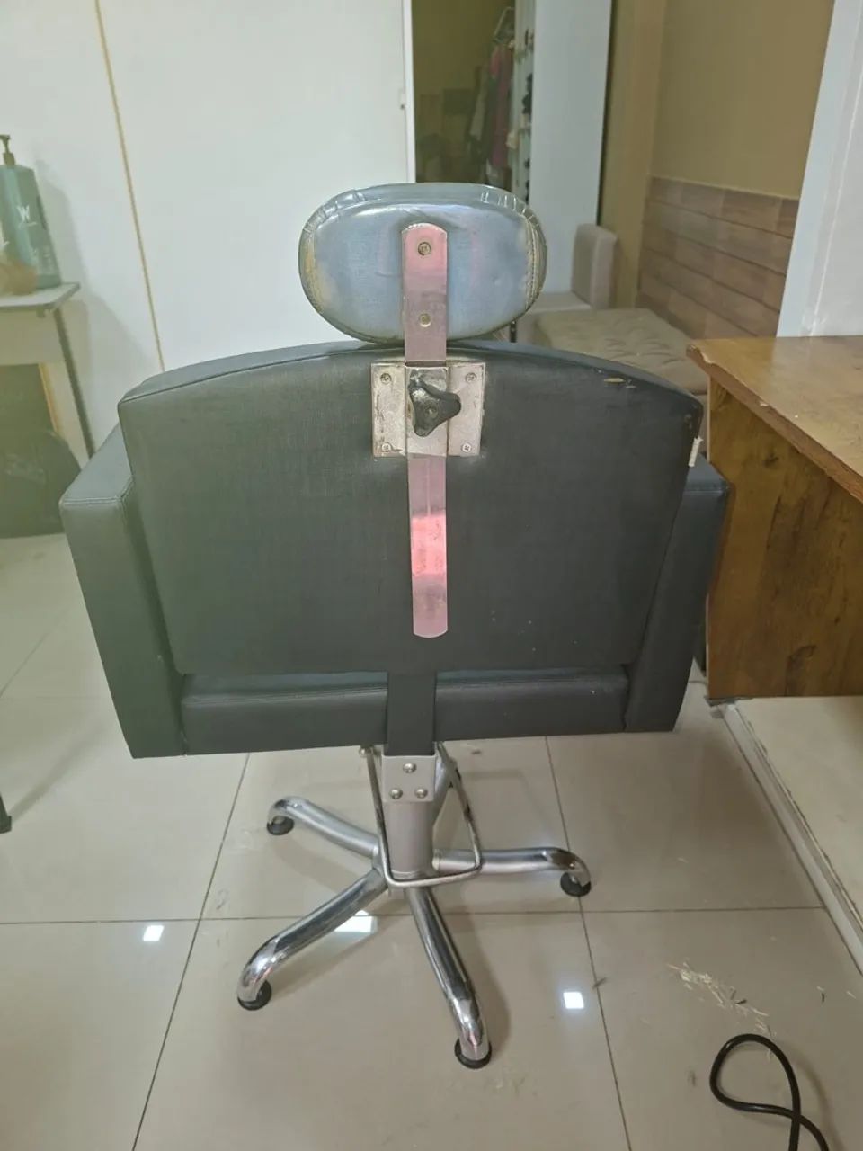 Cadeira Profissional para Salão de Beleza