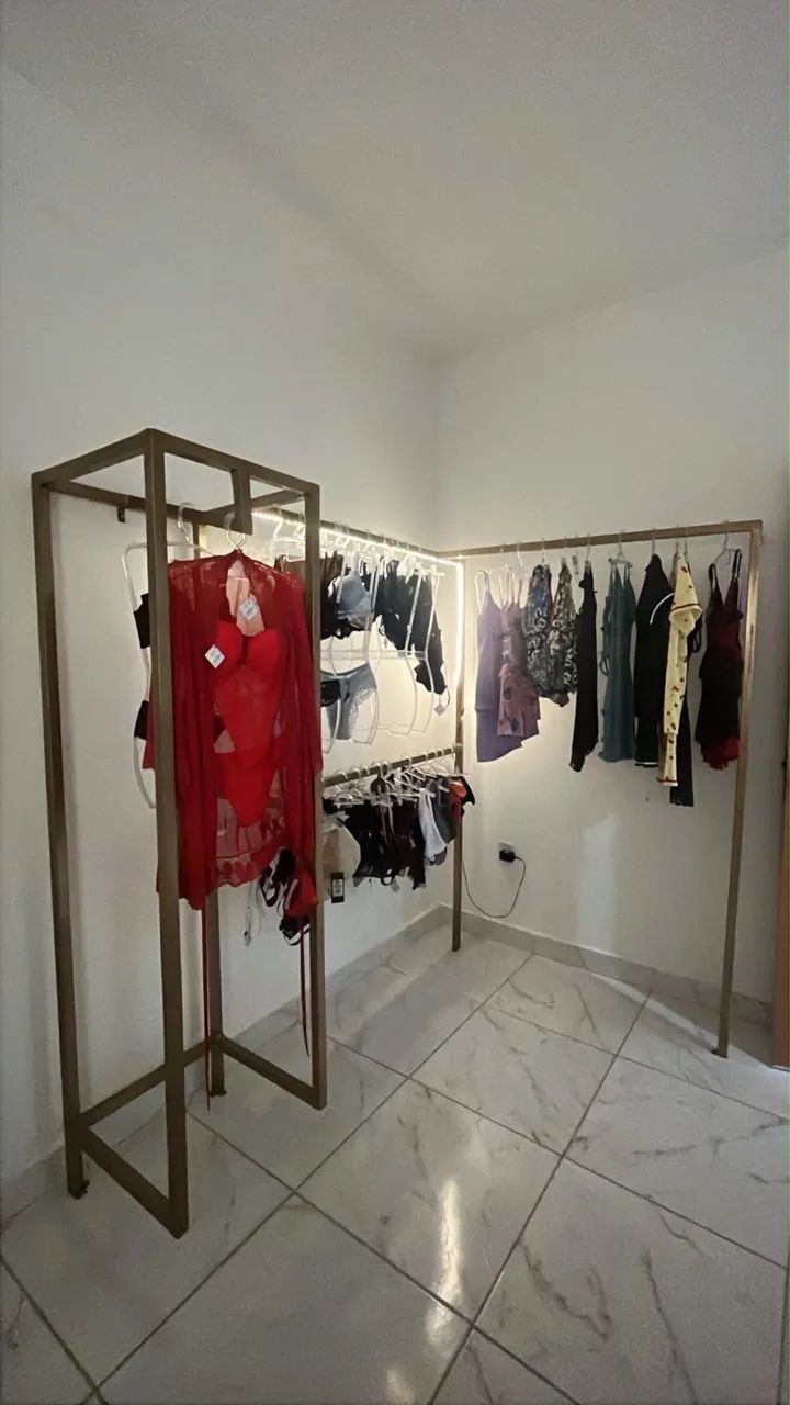 Arara ou roupeiro para loja  - Foto 3