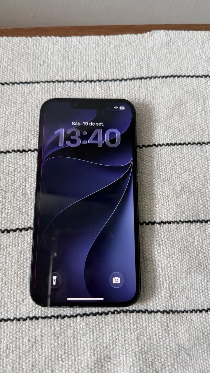 iPhone 13 