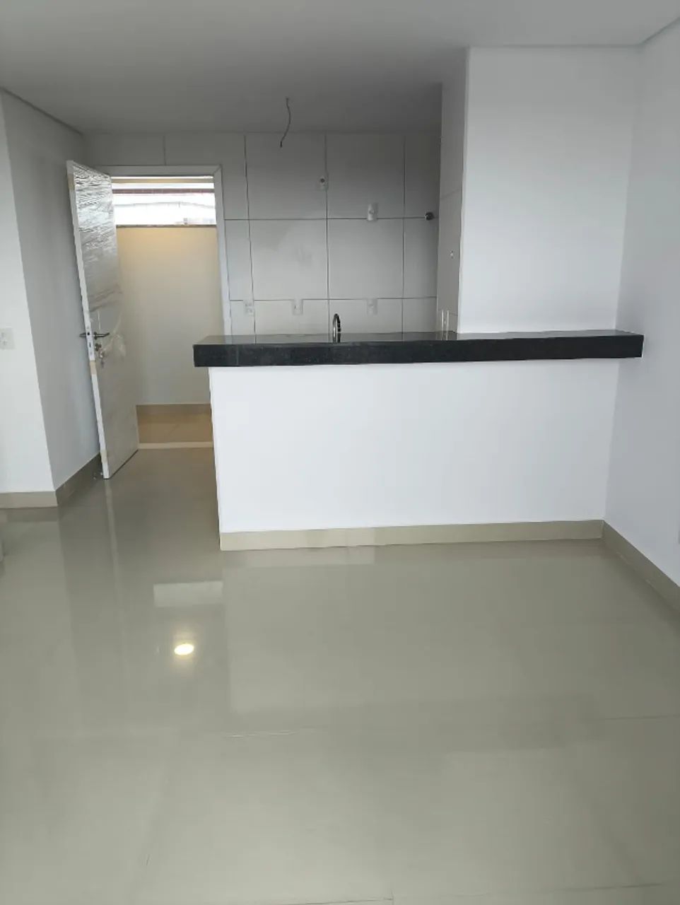 Apto em condomínio com dois suítes -  55m²