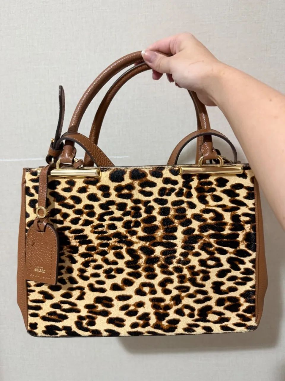 Bolsa Arezzo couro 