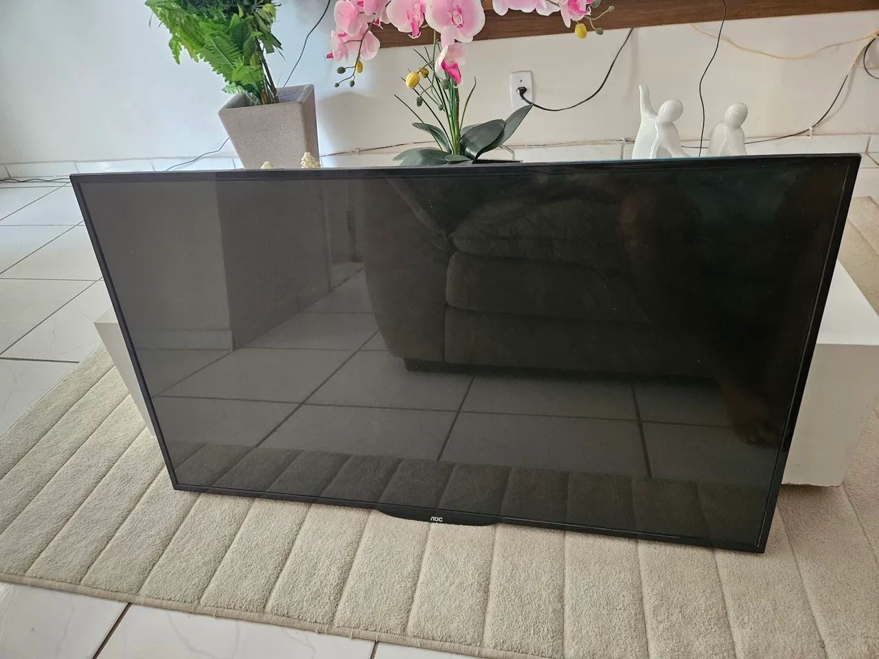 TV AOC 43" com defeito na tela