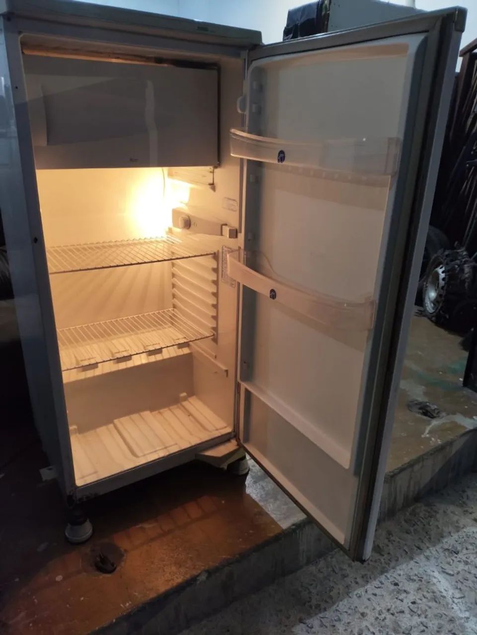 Geladeira uma porta  - Foto 3