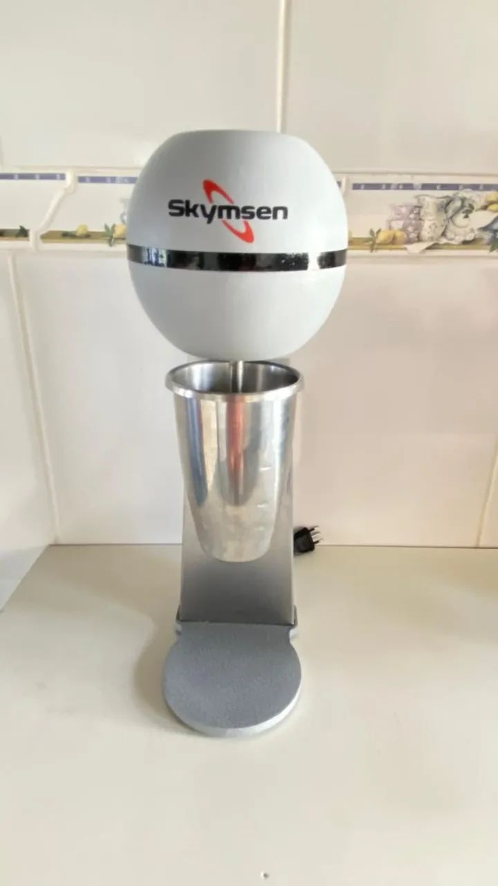Batedor de Milk Shake Profissional Skymsen BMS-N com Copo Inox