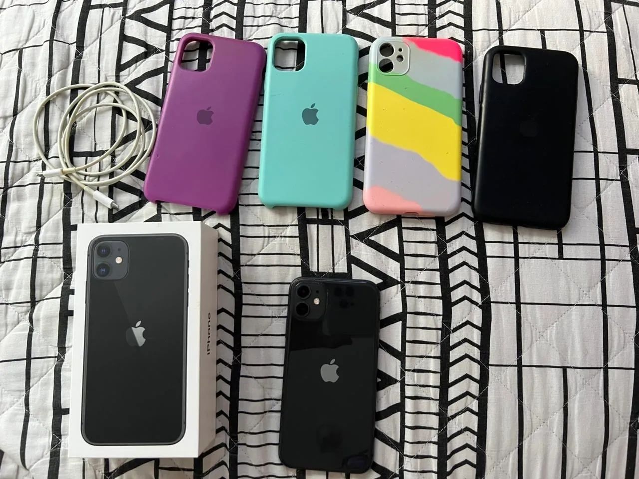 iPhone 11 64g preto - Celulares e Smartphones - Umarizal, Belém
