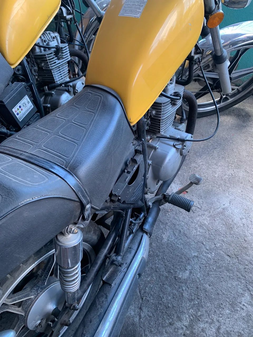 Intruder 125