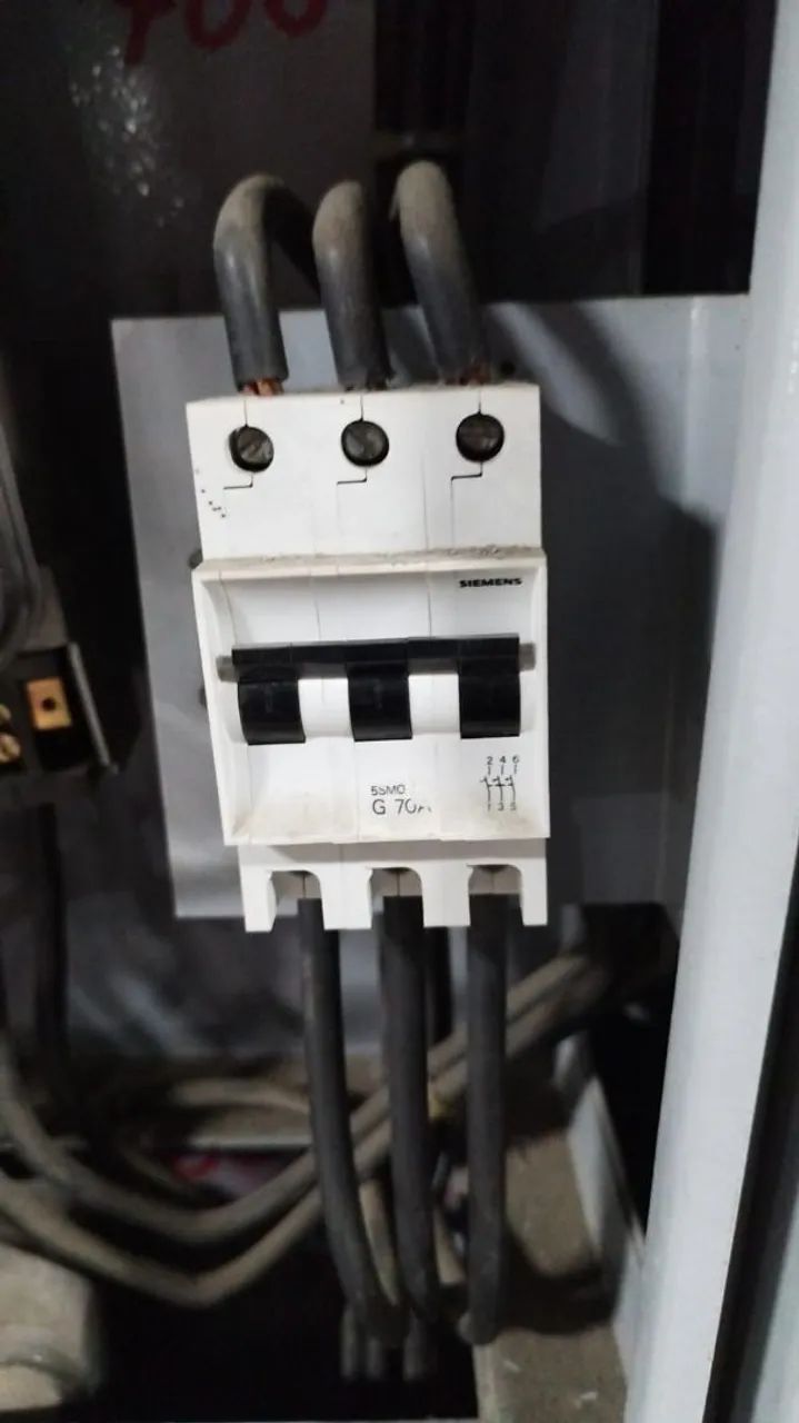 Eletricista disponível 
