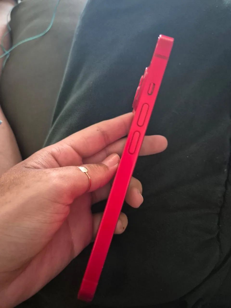 ? iPhone 14 - 128GB - R$ 2.500