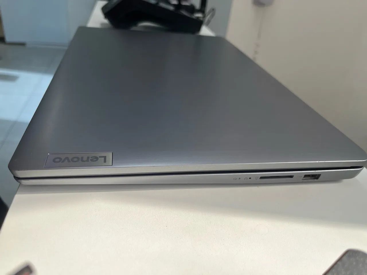 notebook lenovo ideapad 3 r7 5700u 12RAM  - Foto 2