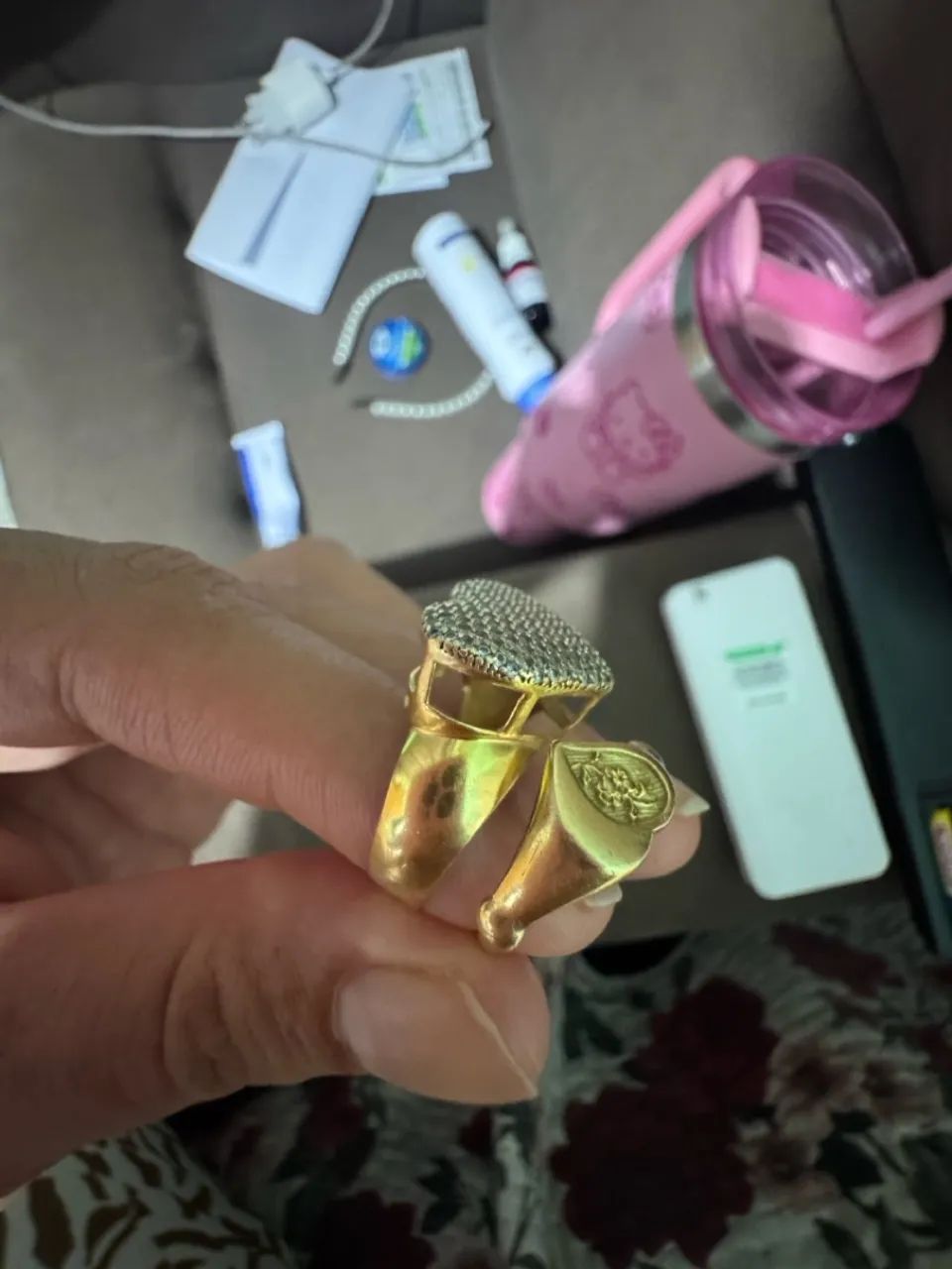 Vende- se anéis de ouro 