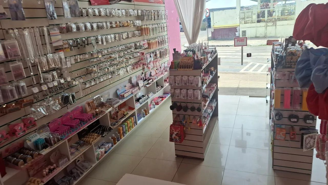 Vendo loja de maquiagem ?,  e acessórios  - Foto 3
