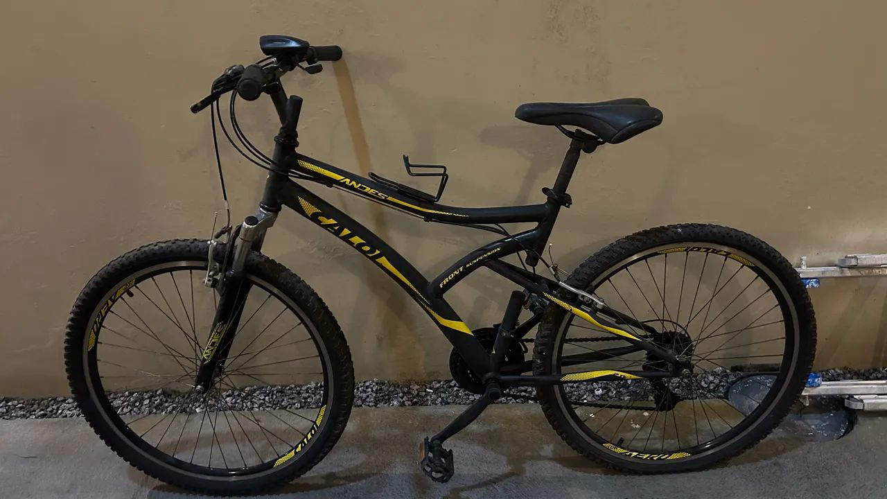 Vendo bicicleta CALOI aro 26 - Foto 3