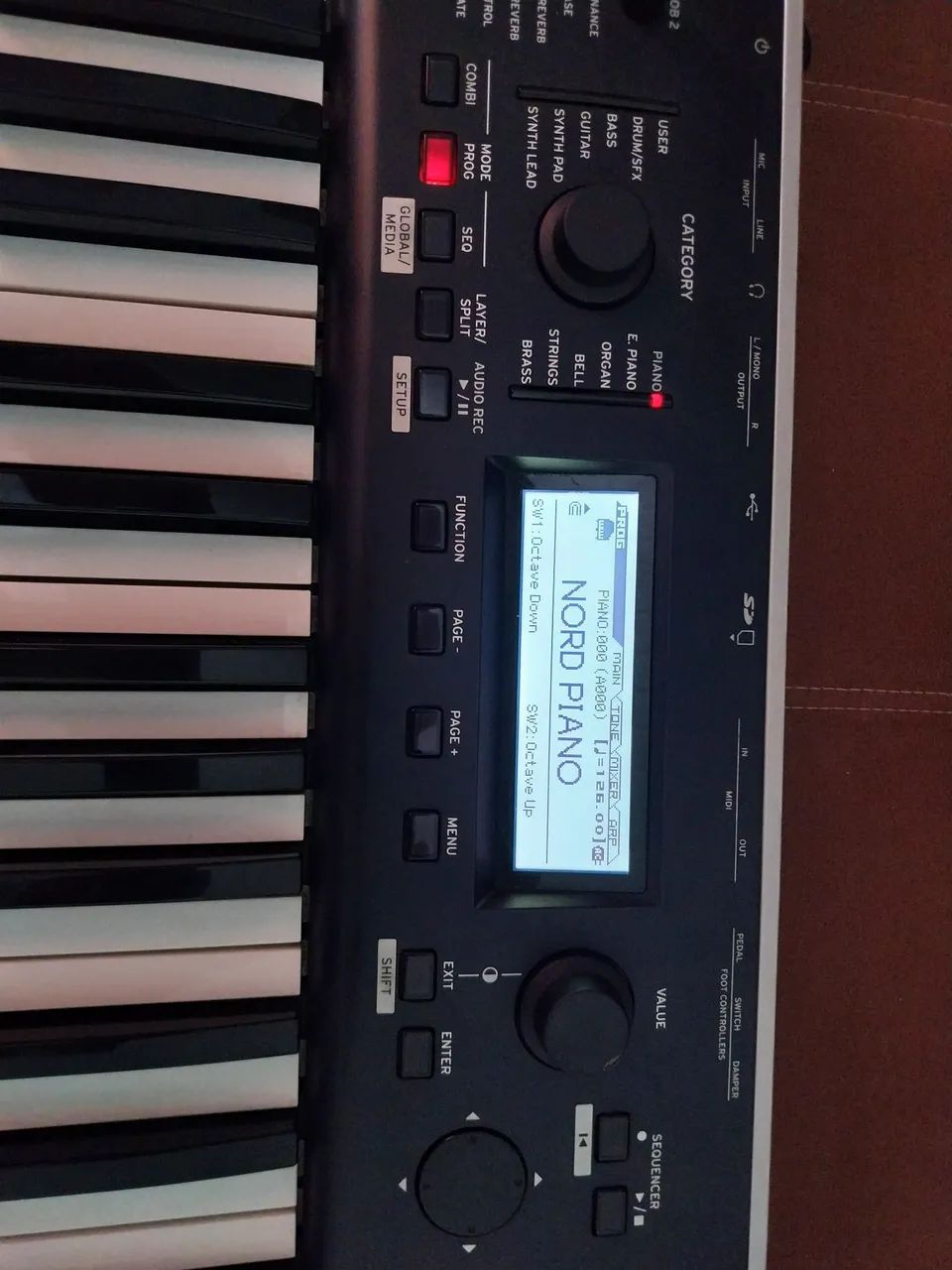 Korg kross 2 - Foto 2