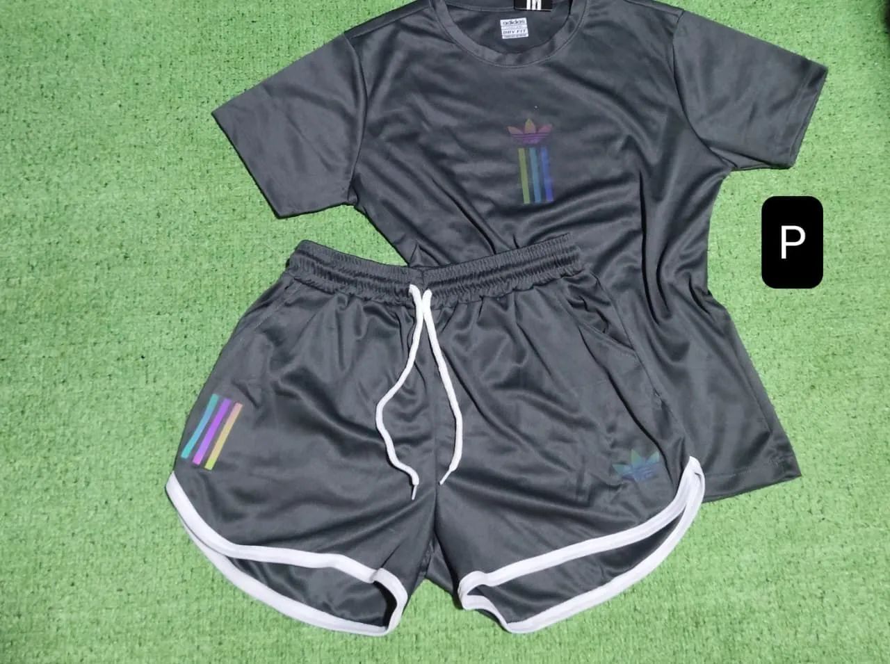Conjunto da Adidas feminino 