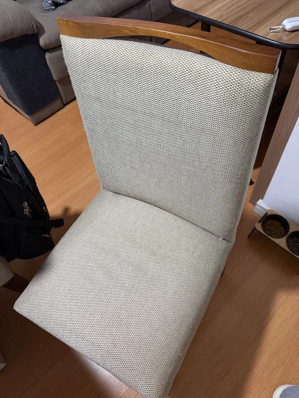 Mesa de 4 lugares 