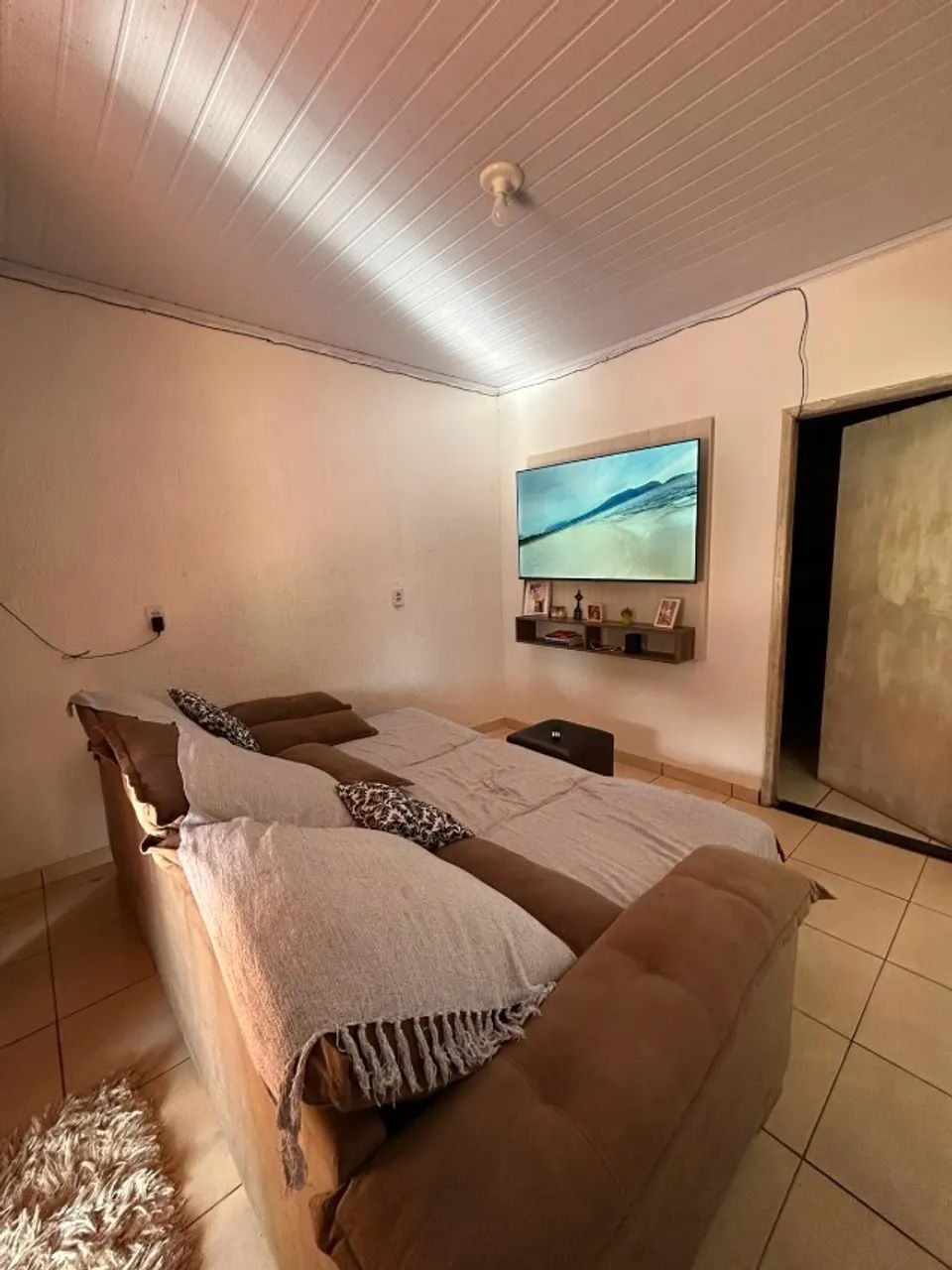 Excelente Oportunidade! Imóvel com 2 Casas, Piscina e Ponto Comercial - Foto 2