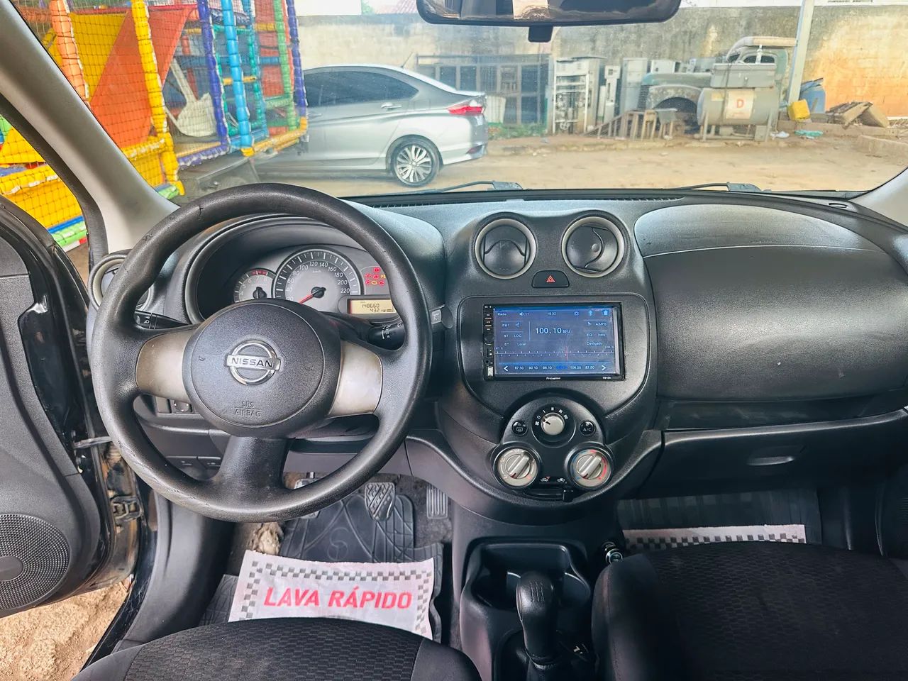 Nissan March S 1.0 16V Flex Fuel 5P 2013 - Foto 8