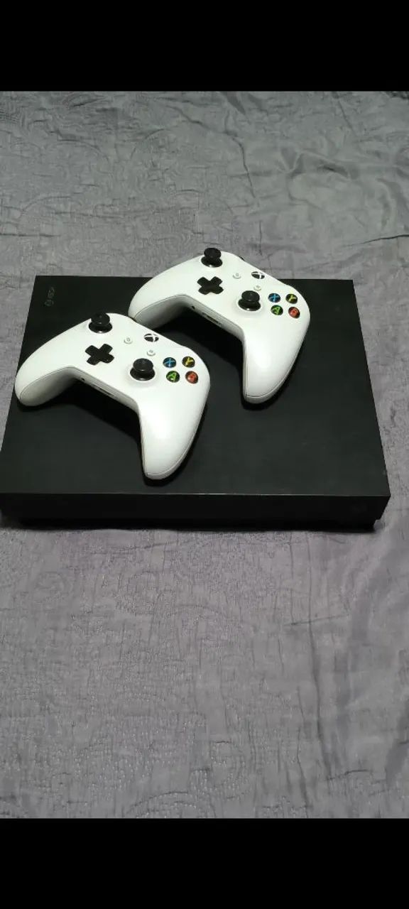 Xbox one x 1TB - Foto 2