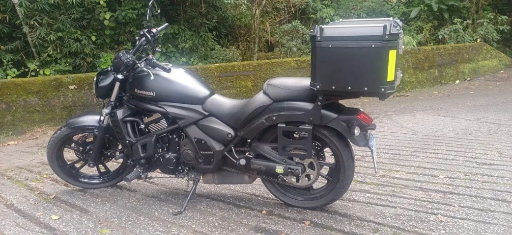 Vulcan 650s impecavél